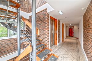 First Floor- click for photo gallery